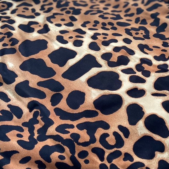 🐆 Caché, Vintage Wild Side Animal Print Satin Halter Dress - Picture 15 of 16